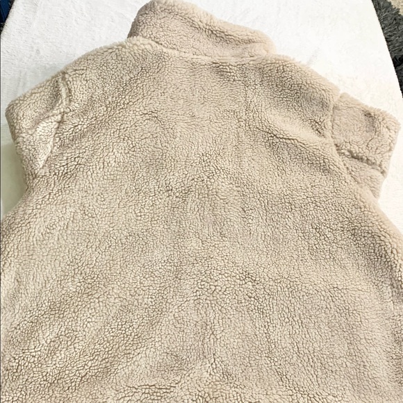 Oversized Mocha Latte Old Navy Sherpa Jacket size XL - Picture 4 of 6